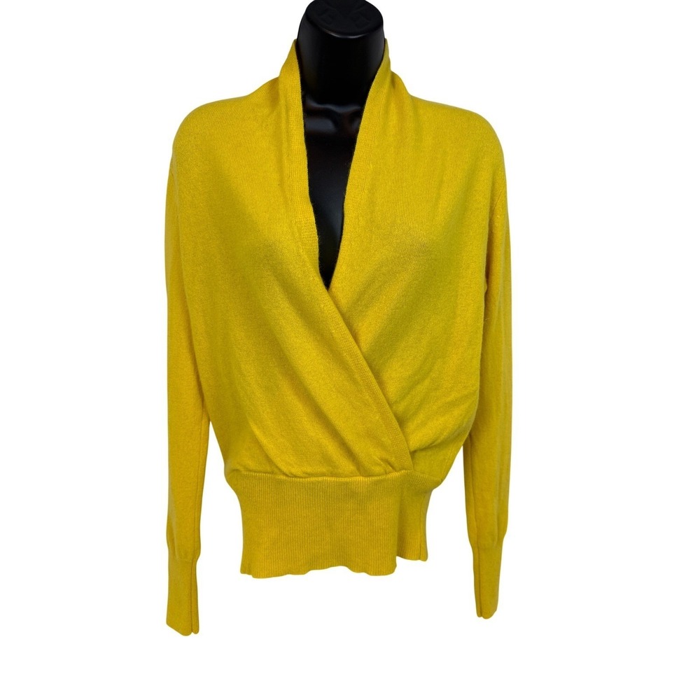 Neiman Marcus Cashmere Sweater Womens Medium Yellow Surplice Wrap V-Neck Knit - Picture 2 of 9